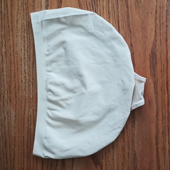 2/VS Panties - Picture 3 of 7